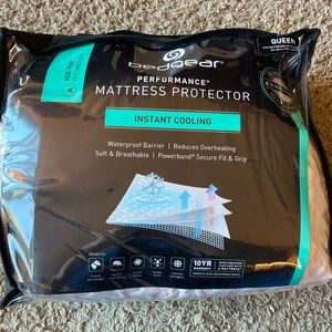 Bedgear Ver-Tex Queen Mattress Protector - Instant Cooling